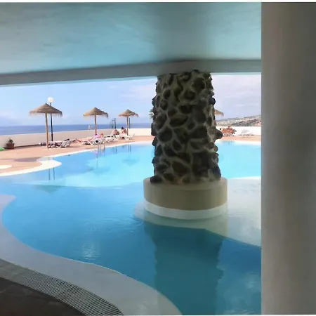 Island Village Heights Whit A View Wi-Fi Free Διαμέρισμα